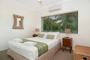 Alexandra on the Pacific - Room