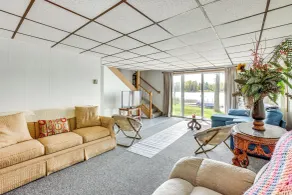 Lakefront Group Getaway w/ Dock in Baldwin! - Innenbereich