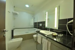 Parco Hotel Sassi - Bathroom
