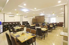 Hotel Lotus Arc NEAR IGI AIRPORT - Restaurante