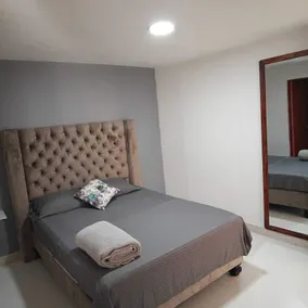 HOSPEDAJE GIRARDOTA - Habitación