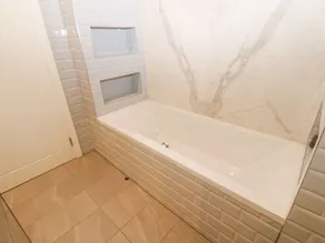 Aurelian House - Bad