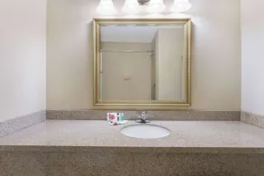 Days Inn by Wyndham Semmes Mobile - Salle de bain