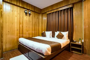 Magpie Mall Road Residency - Mg Marg - Room