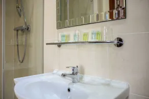 Tanes Hotel - Habitación