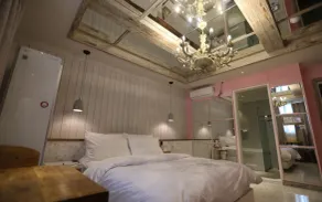 February Hotel - Busan Songdo - Camera