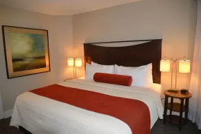 Rosedale Condominiums - Chambre