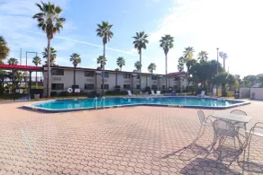 Ramada by Wyndham Davenport Orlando South - Piscine