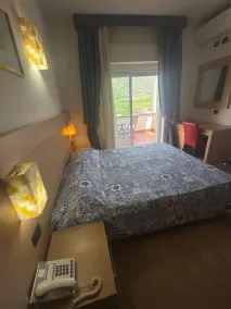 Hotel Grotte - Zimmer