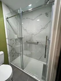Sleep Inn & Suites Salina I-135 - Bathroom