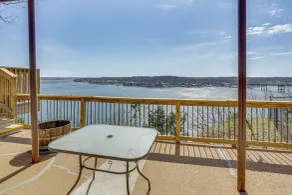 Unit 5: Prime Location, Lake of the Ozarks Apt! - Innvendig