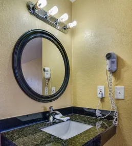 Americas Best Value Inn Richmond - Salle de bain