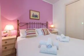 Villa Vacanze Paradiso - Oasi di Tranquillità con Piscina e Giardino a 10 min dal mare - Quarto