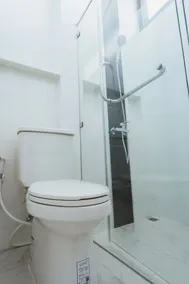 Baan Nern Khao Resort Pattaya - Badezimmer