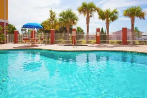 Holiday Inn Express Hotel & Suites Port Richey by IHG - Pool