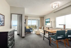 Embassy Suites by Hilton Monterey Bay Seaside - Chambre