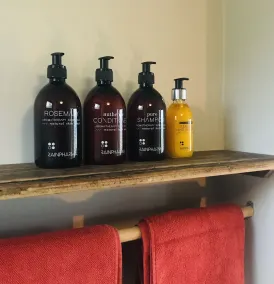 Panacée Guesthouses - Banheiro