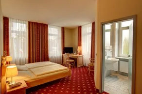 Hotel Kronprinz Garni - Chambre