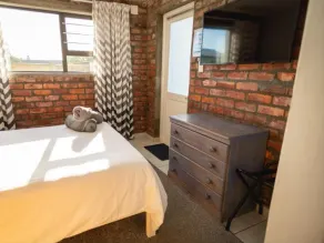 25 ON Main Struisbaai - Chambre