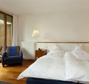 Hotel Oberschwaebischer Hof - Værelse