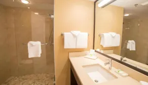 Abercorn Hotel, Trademark Collection by Wyndham - Salle de bain
