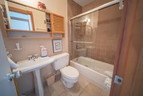 1320 Tennis Townhome Townhouse - Bathroom
