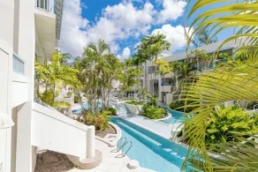 Savannah Beach Club Hotel - Pool