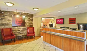 Red Roof Inn Greensboro Coliseum - Hall