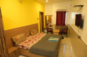 Nirmalya Guest House - Habitación