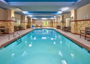 La Quinta Inn & Suites by Wyndham Little Rock - Bryant - Piscine