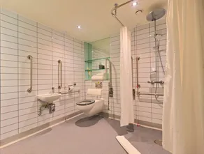 B&B HOTEL Warrington - Bathroom