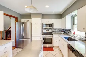 Great for Families! Omaha Getaway w/ Yard & Deck - Innvendig