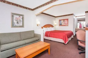 Regency Inn & Suites-Hamilton Place - Chambre