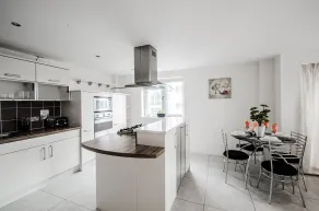 Orange Apartments - Kepplestone - Camera
