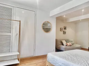 Prime Location Unit AC And Parking - Quarto