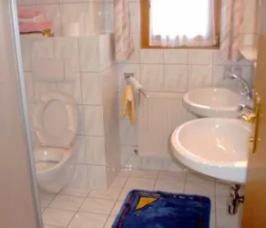 Ferienwohnungen Kröll - Baño
