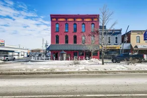 Bring a Pet: Historic Downtown Olean Apartment - Innenbereich