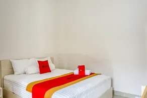 RedDoorz @ Plemburan Jakal 2 - Zimmer
