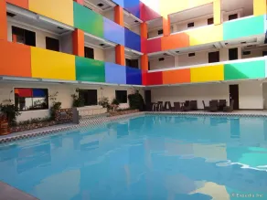 Fave Hotel Angeles City formerly Hotel America - Pool