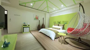 Early Summer - Room