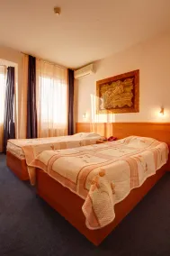 Central Plaza Hotel---FREE PARKING - Zimmer