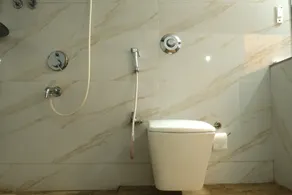 Amigos Lake Resort - Bathroom