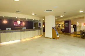 Premier Inn Leicester City Centre - Train Station - Reception