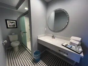 American Boutique Inn - Lakeview - Bathroom