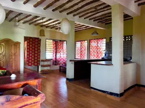 Tropinest bungalows & hostel - Room