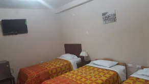 Hotel Mama Tina - Habitación