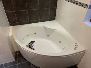 Cottage-Famille-SDB privée avec baignoire-Vue sur Jardin - Salle de bain