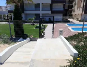 Beach Front Luxury Living Apartment - Pool