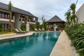 Ratan Uluwatu Hotel and Villas - Pool