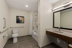 Everhome Suites Salem - Badeværelse